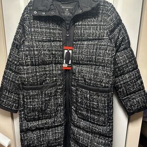 NWT Winter Puffer Jacket In Black . Available in M and L sizes